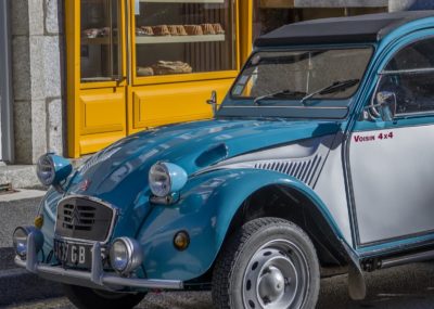 Journée en 2CV en Normandie - la voiture bleue