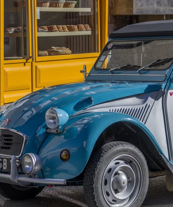 Journée en 2CV en Normandie - la voiture bleue