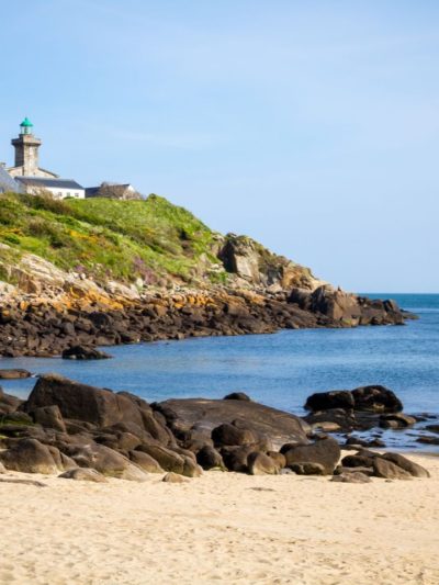 Panorama des îles Chausey, en Normandie, entre mer et nature