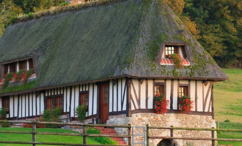 Chaumière, maison traditionnelle normande