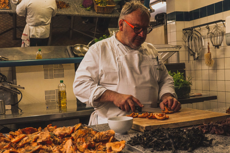 Dans la cuisine d'un chef