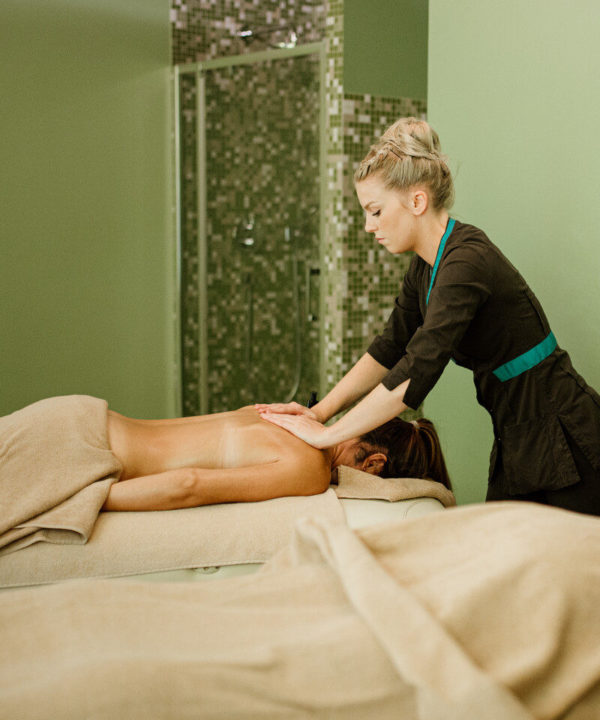 Pause bien-être massage en duo aux thermes de Bagnoles-de-l'Orne