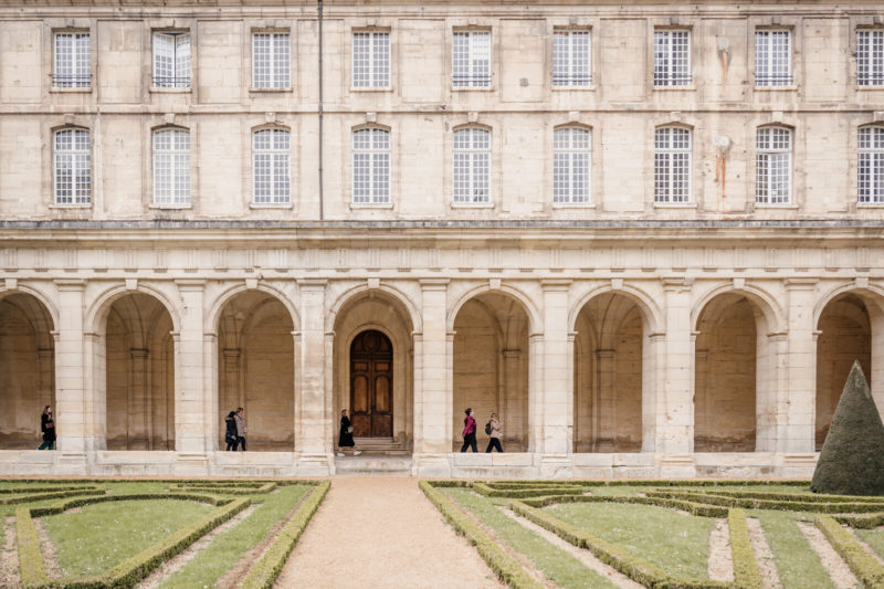 Mairie de Caen et jardin