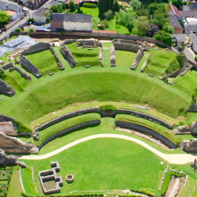 Vue aérienne du théâtre gallo-romain de Lillebonne, en Normandie