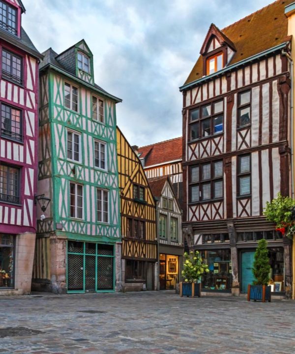 Maisons normandes traditionnelles dans le centre historique de Rouen – programme séjour en Normandie